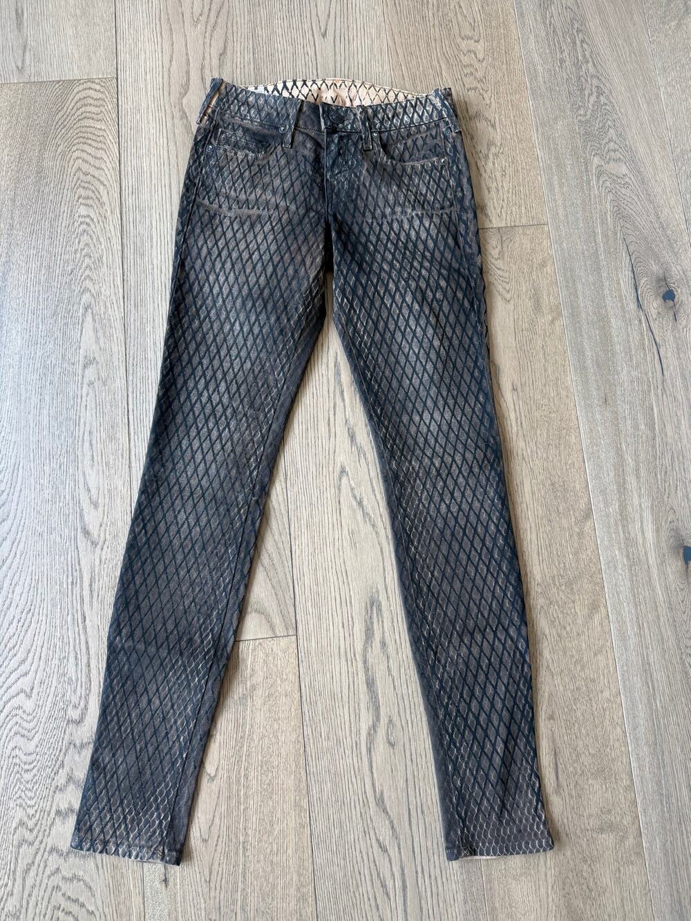True Religion Halle Skinny Snake Print Jeans Size 24 Made USA